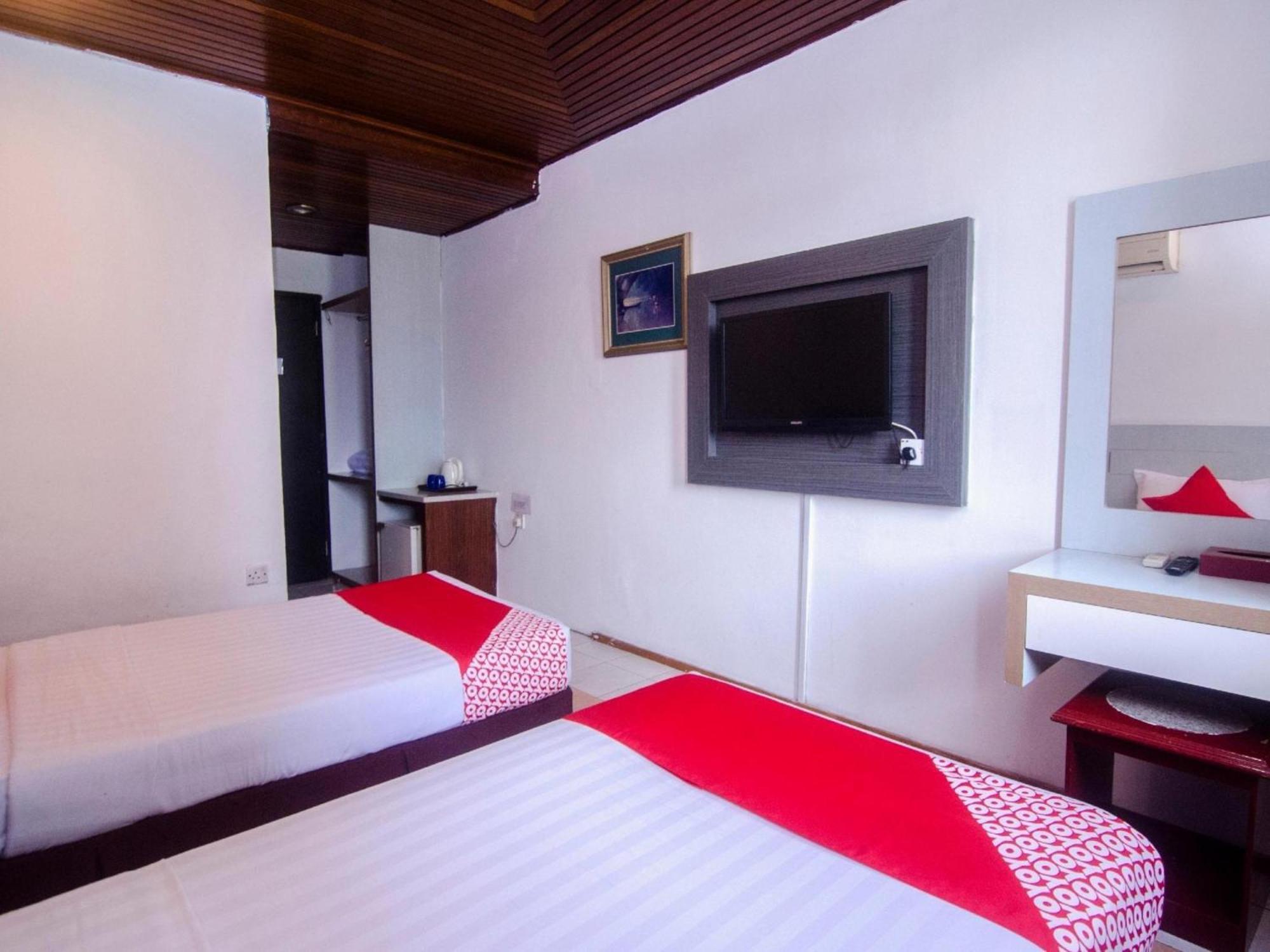 Super Oyo 991 Mayfair Hotel Kuching Kültér fotó
